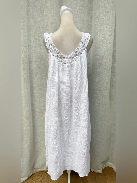 Kassatly’s Palm Beach white shift cotton nightgown dress - Picture 2 of 9